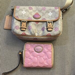 Vintage coach bag and wallet set